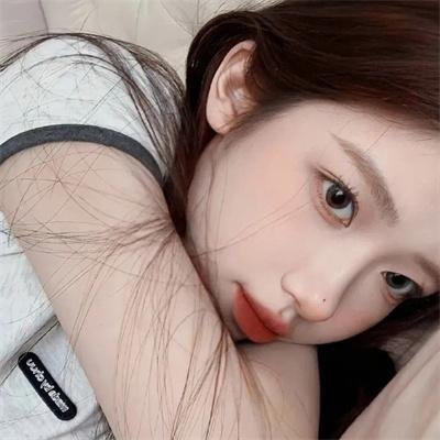无花果树下
